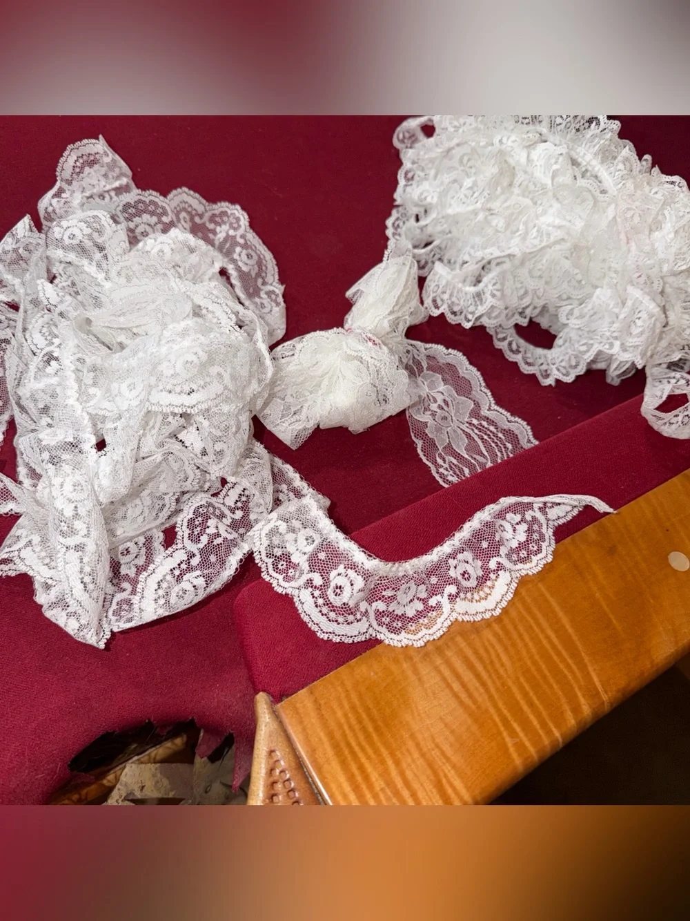 VINTAGE WHITE LACE,  Large LOT, 3 Kinds, Flowers,  3” Wide Roses, Lace Trim LOT